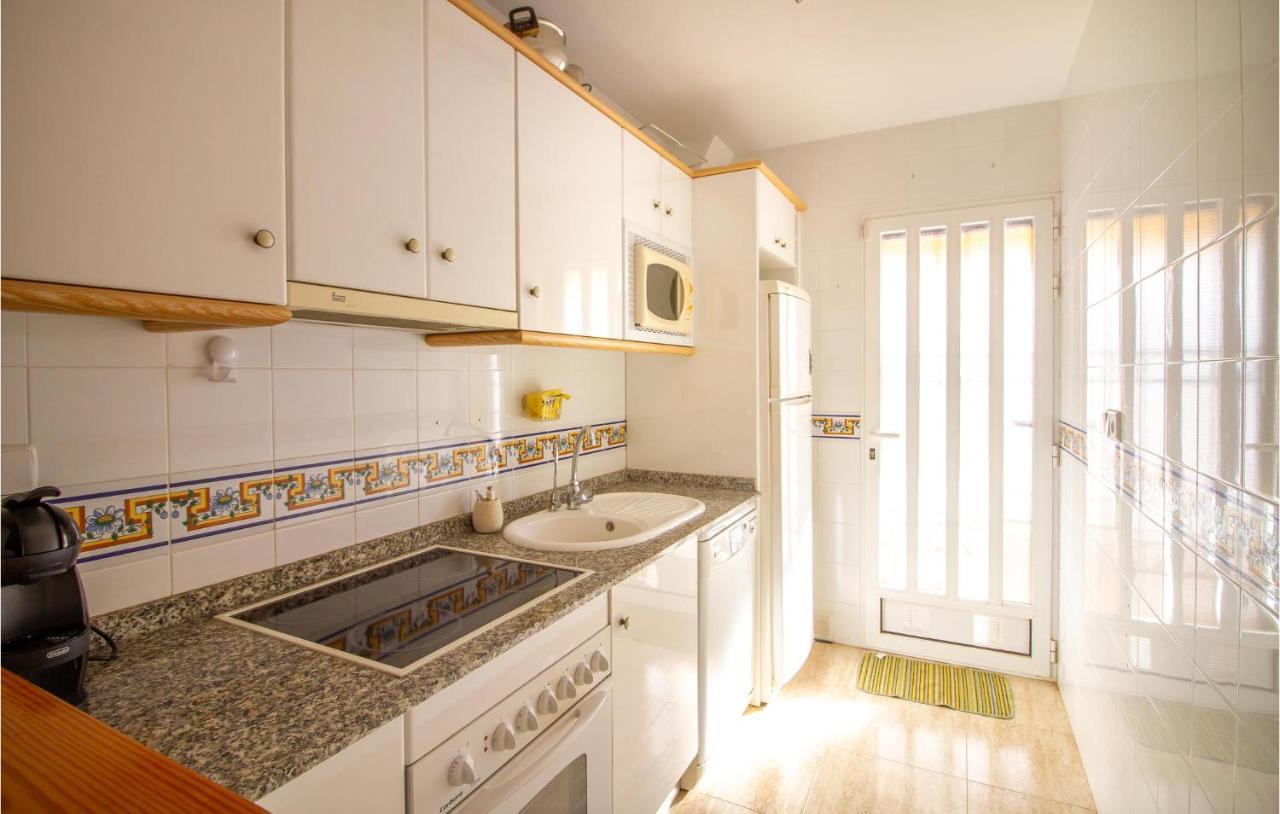 4 Bedroom Cozy Home In ピラール・デ・ラ・オラダダ エクステリア 写真
